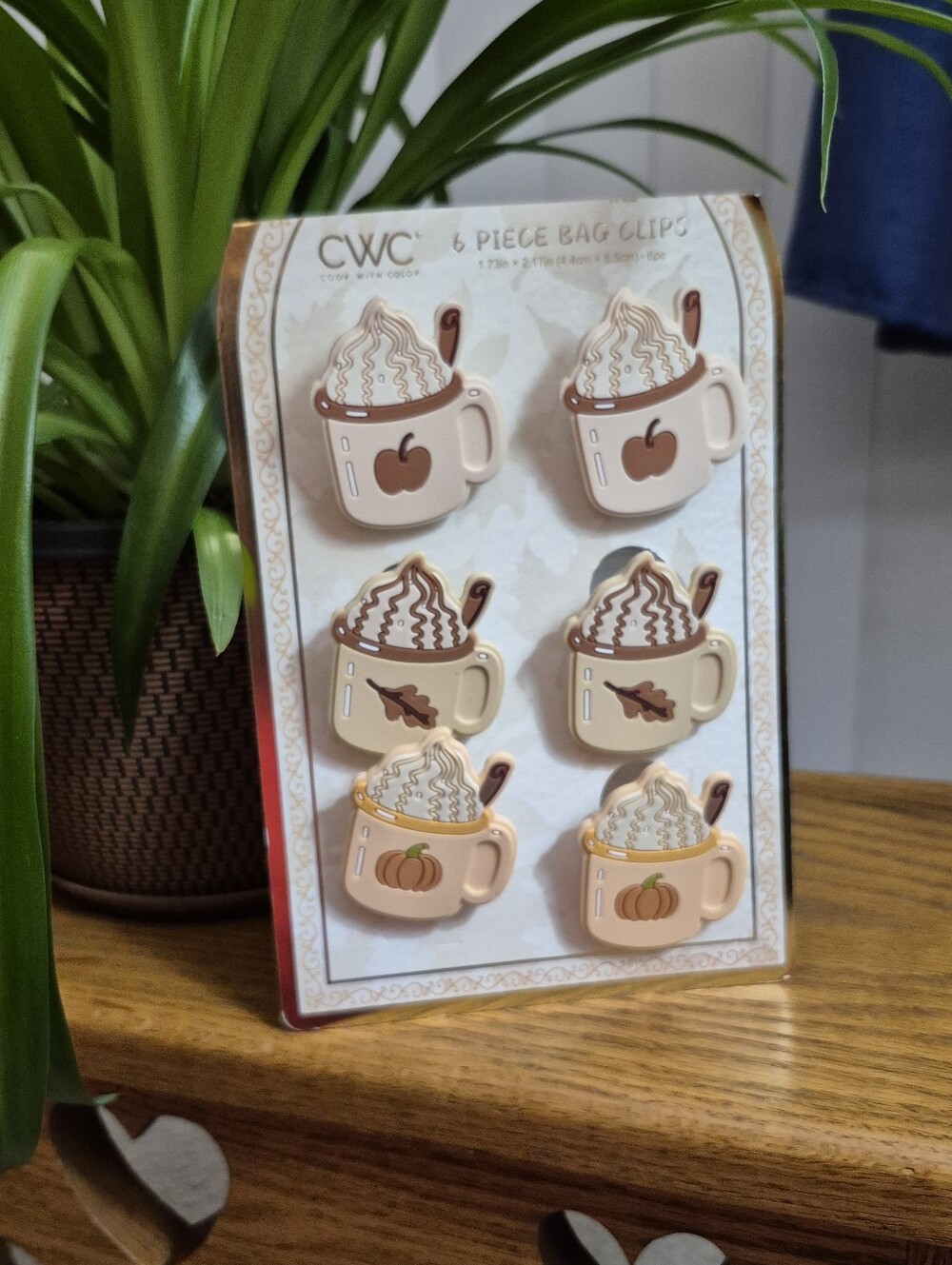 Beige Pumpkin Spice Mug Bag Clips - 6 Piece Set. NEW WITH TAGS